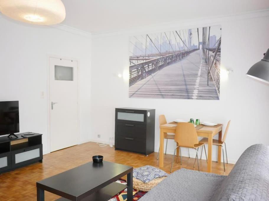 Ixelles: Superbe Appartement, Idealement Situe 브뤼셀 외부 사진